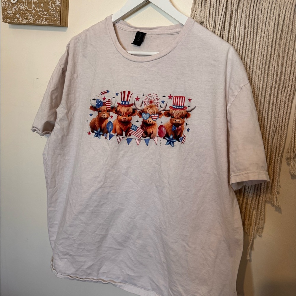 Gildan Light Beige T-Shirt 4th July Patriotic